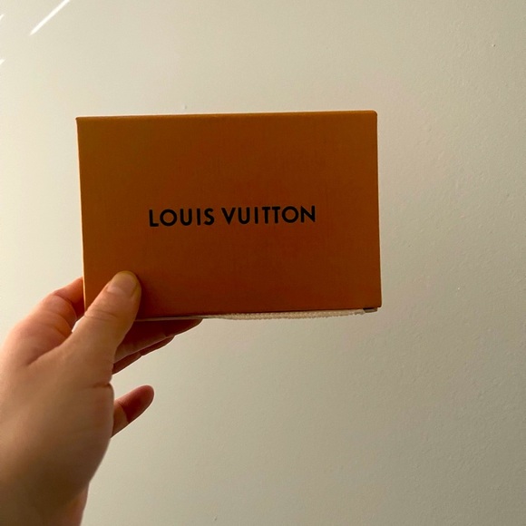 Louis Vuitton | Box with Dust Bag - Picture 2 of 2